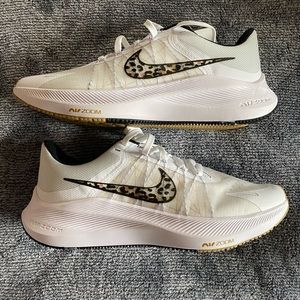 Nike Air zoom size 9.5 never worn